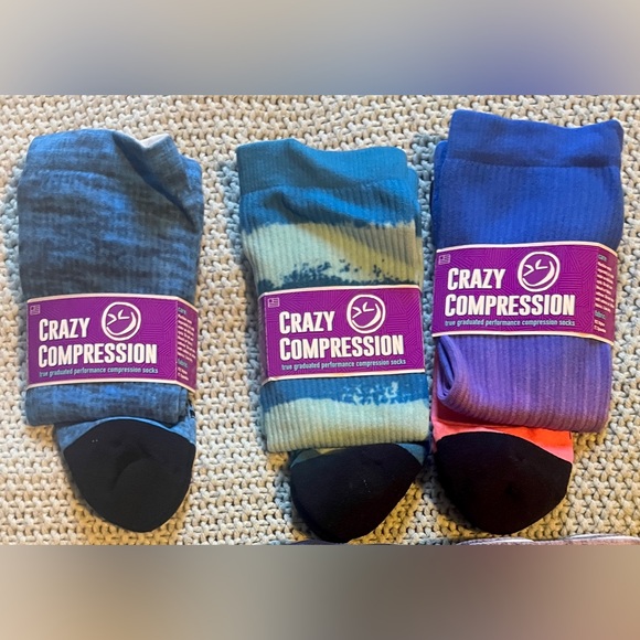 Compression Socks Set by ‘Crazy Compression’—4 pack - Picture 5 of 6